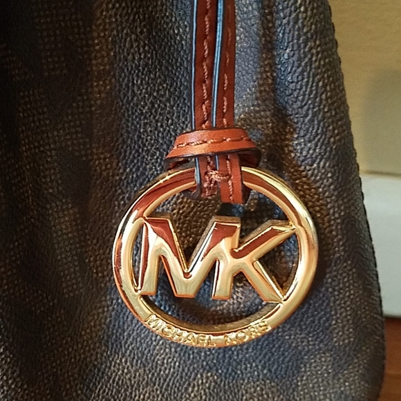 Like new Michael Kors bag, brown - Picture 8 of 8